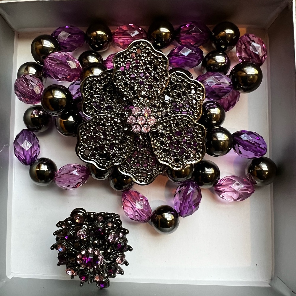Beaded bracelet, and ring set